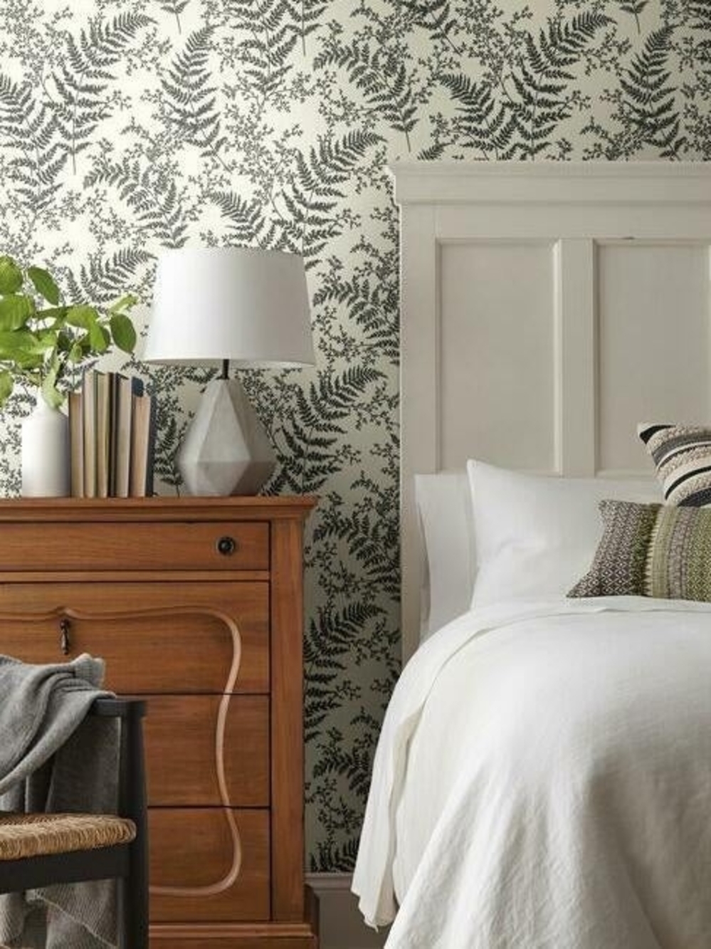 Magnolia Home Forest Fern Wallpaper